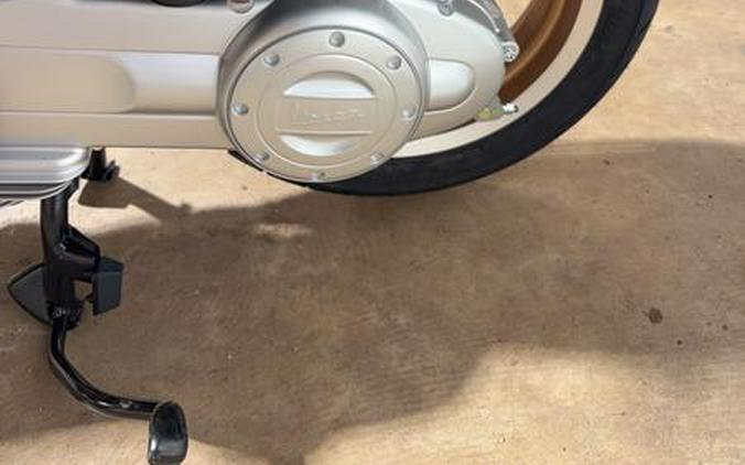 2027 Vespa VESPA PRIMAVERA 50