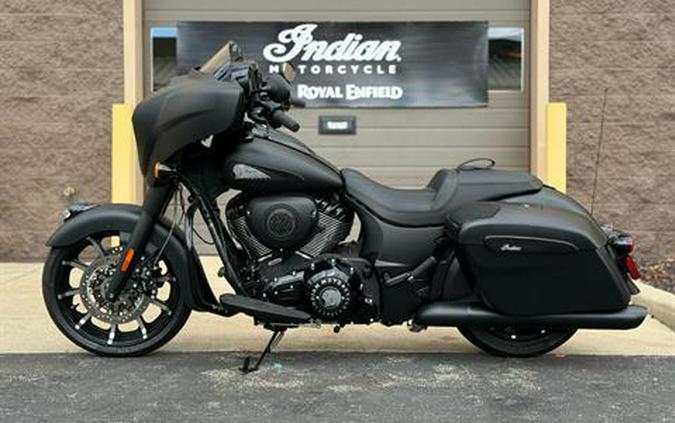 2025 Indian Motorcycle Chieftain® Dark Horse® with PowerBand Audio Package