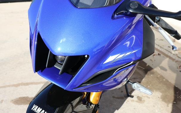 2025 YAMAHA YZFR7