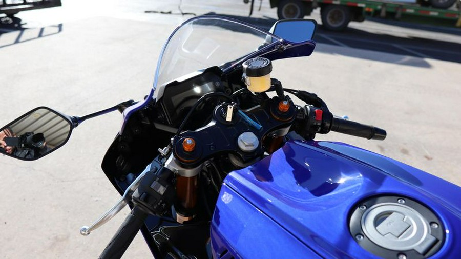 New 2025 YAMAHA YZFR7