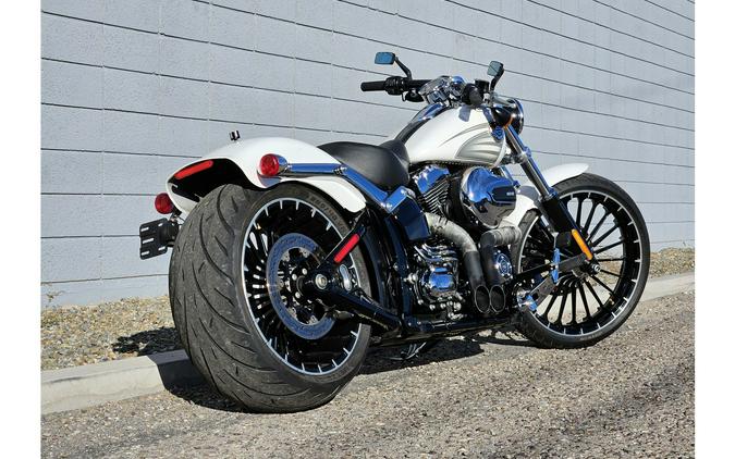 2017 Harley-Davidson® FXSB Breakout®