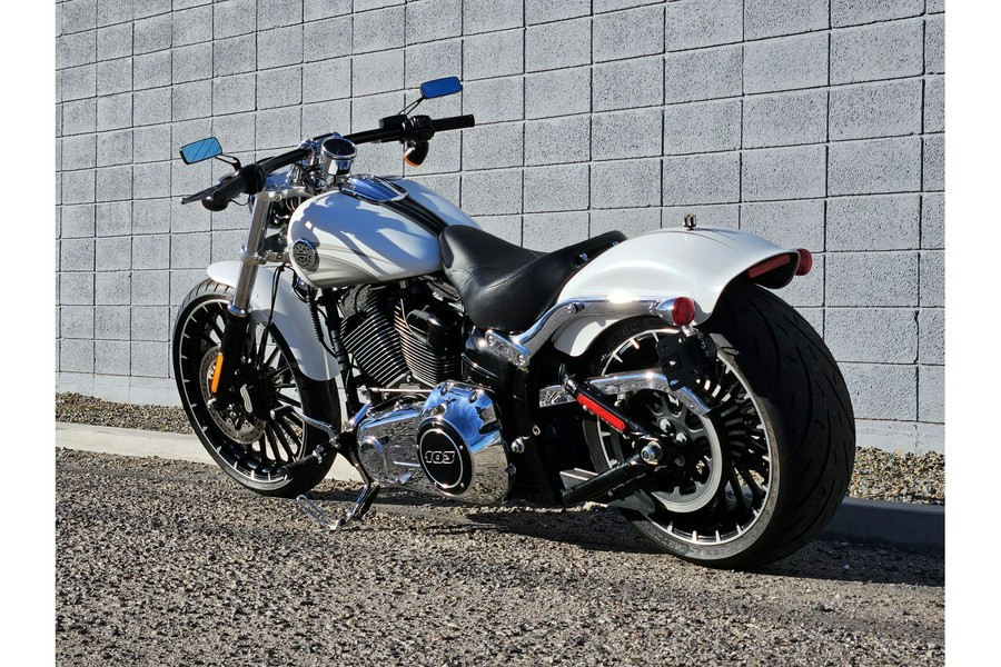 2017 Harley-Davidson® FXSB Breakout®