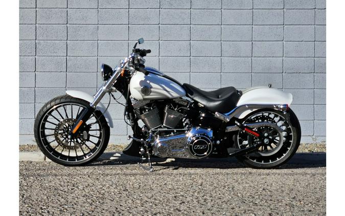 2017 Harley-Davidson® FXSB Breakout®