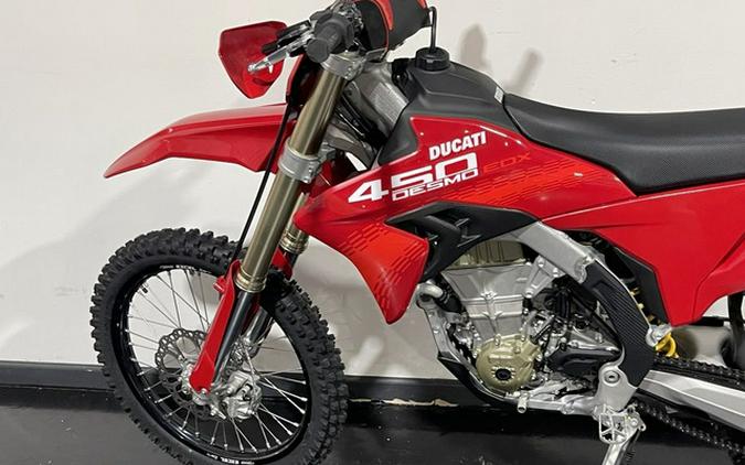 2026 Ducati Desmo450 EDX