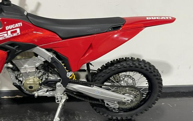2026 Ducati Desmo450 EDX