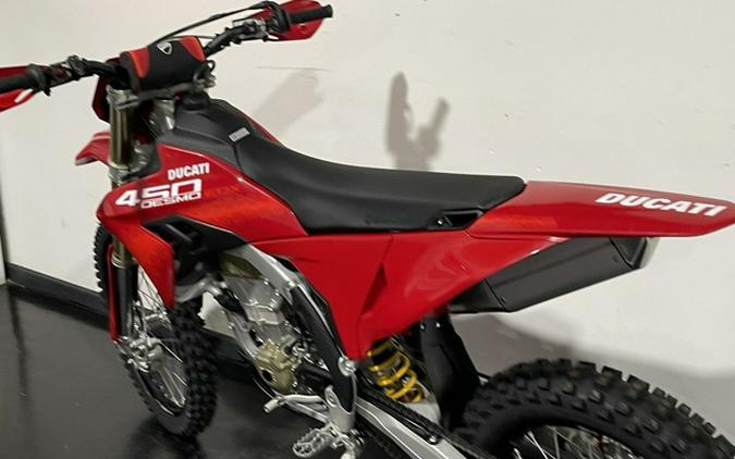 2026 Ducati Desmo450 EDX