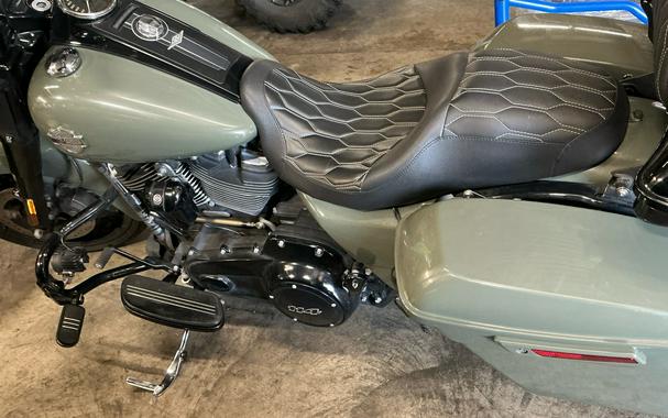 2021 Harley-Davidson® Road King® Special