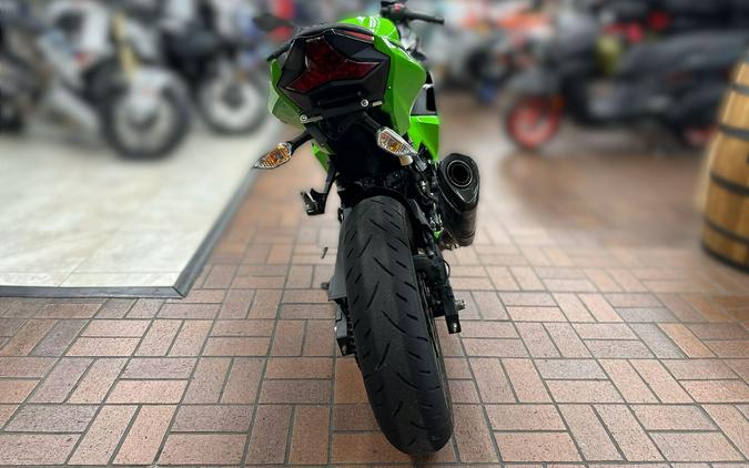 2023 Kawasaki NINJA 400 KRT ABS