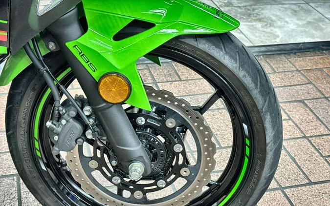 2023 Kawasaki NINJA 400 KRT ABS