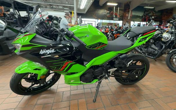 2023 Kawasaki NINJA 400 KRT ABS