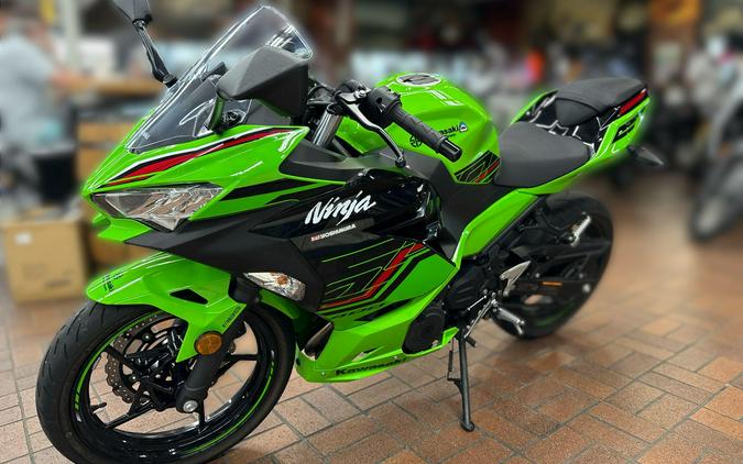 2023 Kawasaki NINJA 400 KRT ABS