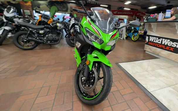 2023 Kawasaki NINJA 400 KRT ABS