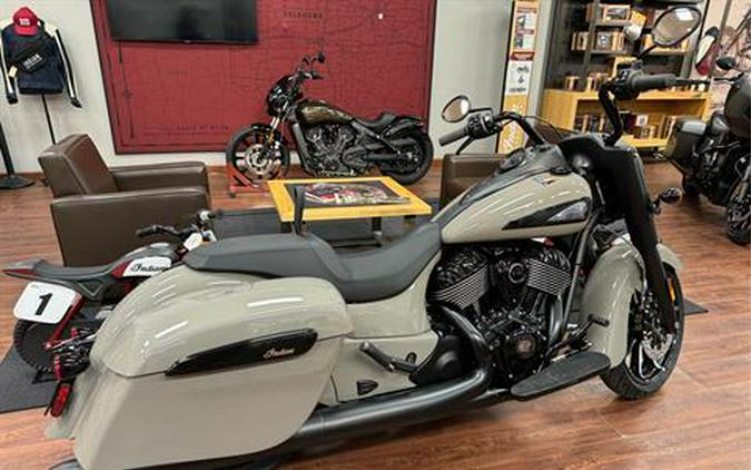 2023 Indian Motorcycle Springfield® Dark Horse®