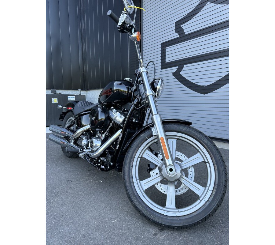 2023 Harley-Davidson Softail Standard