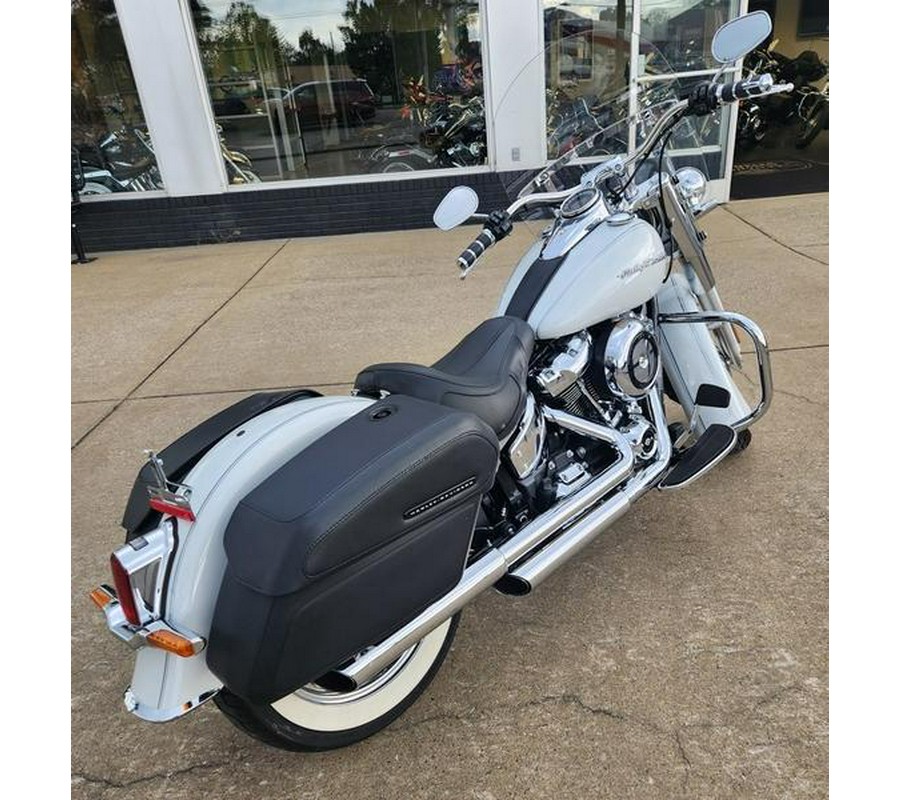 2020 Harley-Davidson® FLDE - Softail® Deluxe