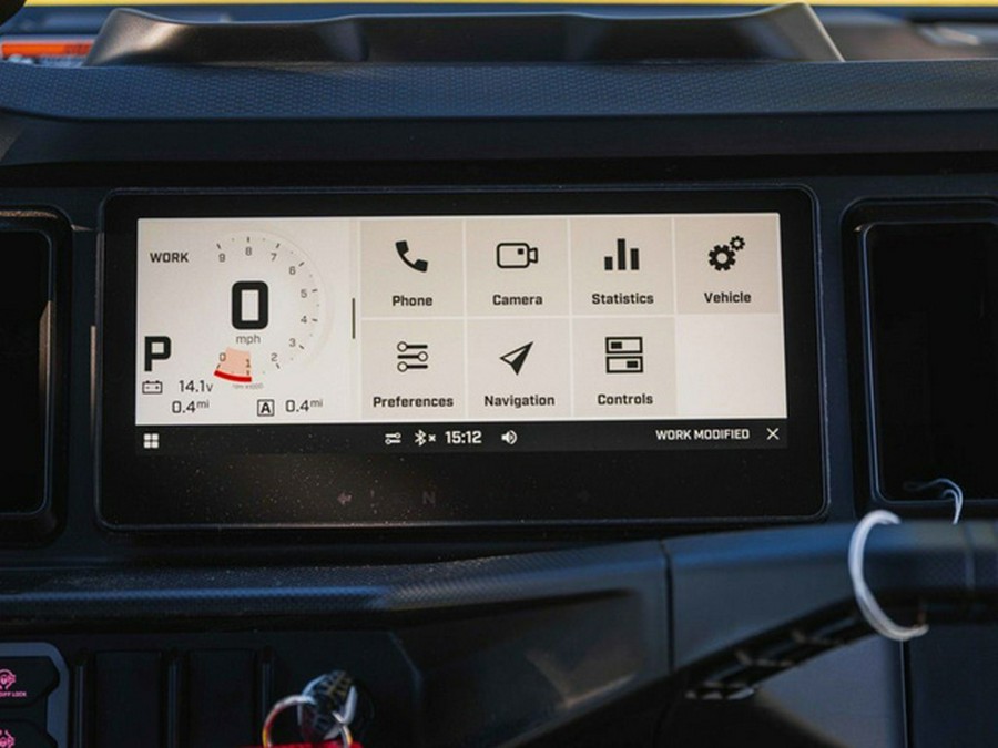 2026 BRP CAN-AM 6UTA