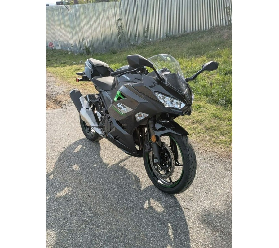 2023 Kawasaki Ninja® 400 ABS