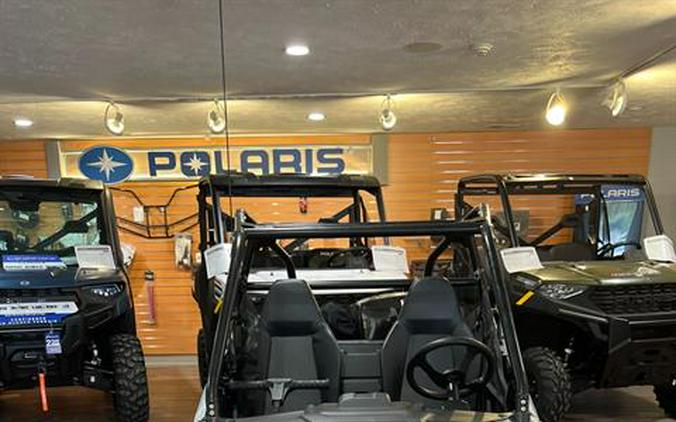 2024 Polaris RZR 200 EFI