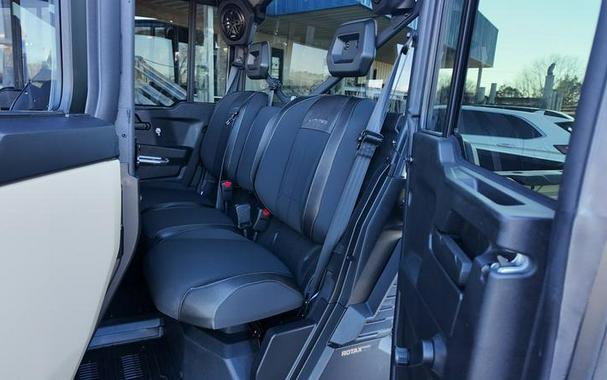 2026 Can-Am® Defender MAX Limited HD11 Desert Tan & Carbon Black