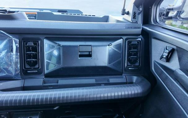 2026 Can-Am® Defender MAX Limited HD11 Desert Tan & Carbon Black