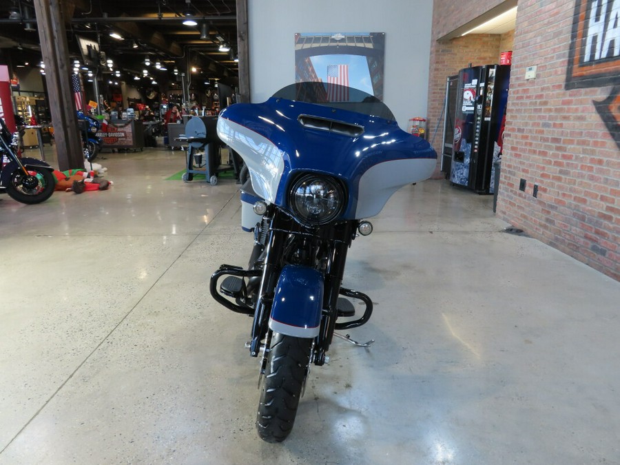 2023 Harley-Davidson® FLHXS Street Glide® Special
