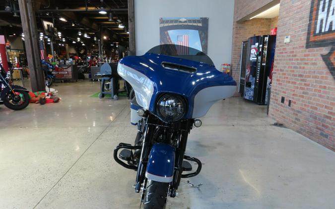 2023 Harley-Davidson® FLHXS Street Glide® Special