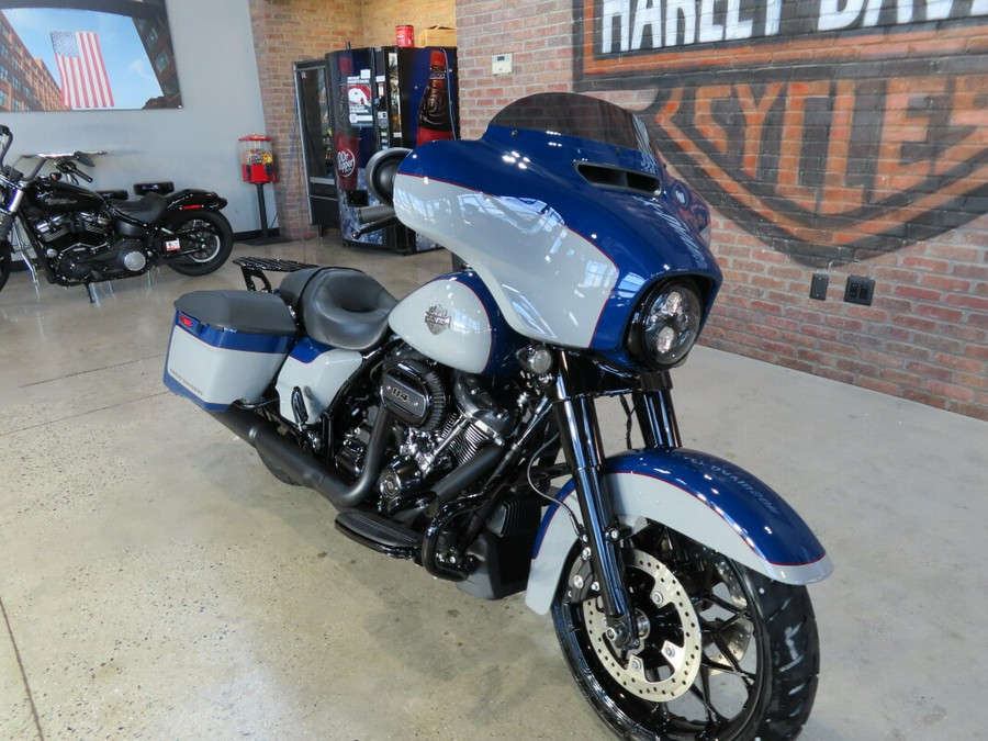 2023 Harley-Davidson® FLHXS Street Glide® Special