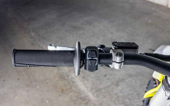 2025 Husqvarna TC 300