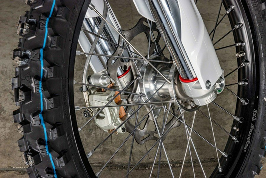 2025 Husqvarna TC 300