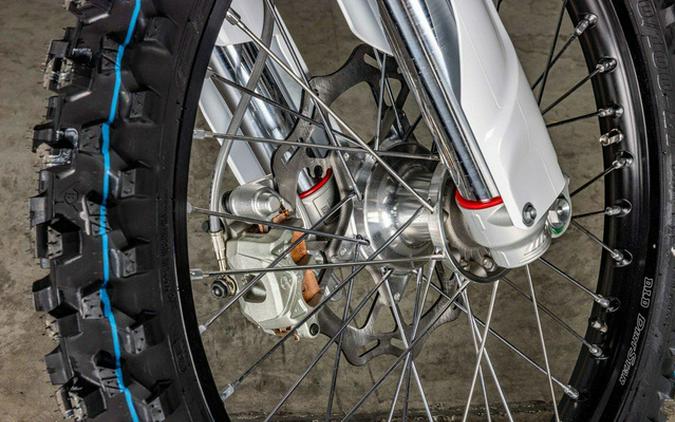 2025 Husqvarna TC 300