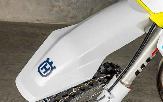 2025 Husqvarna TC 300