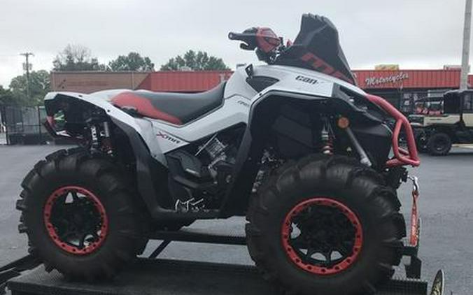 2025 Can-Am® Renegade X mr 1000 R Hyper Silver & Legion Red