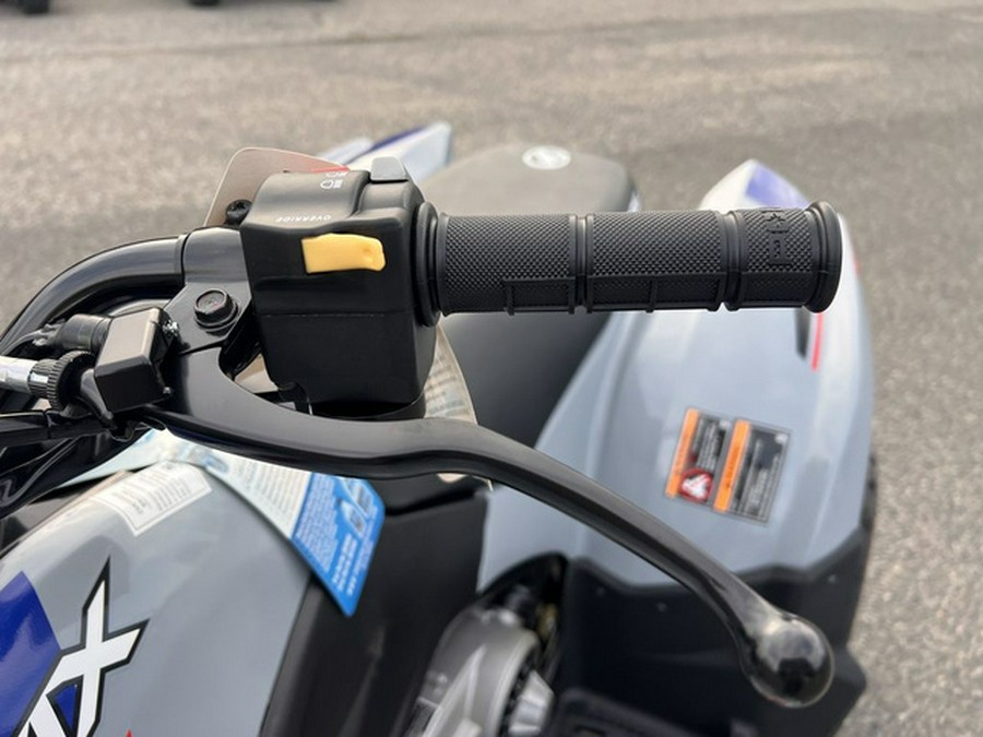 2025 Polaris Phoenix 200