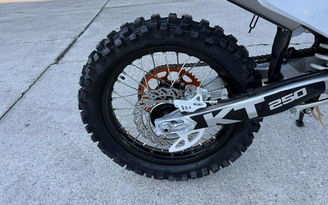 2021 Kayo KT 250