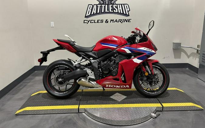 2026 Honda CBR650R E-Clutch