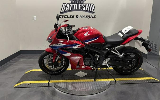 2026 Honda CBR650R E-Clutch