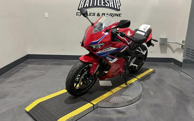 2026 Honda CBR650R E-Clutch