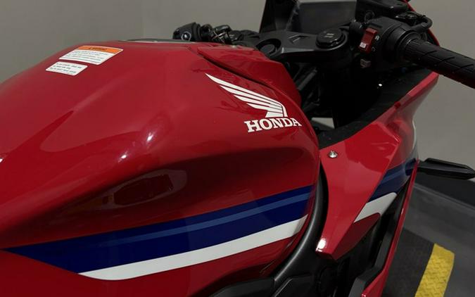 2026 Honda CBR650R E-Clutch