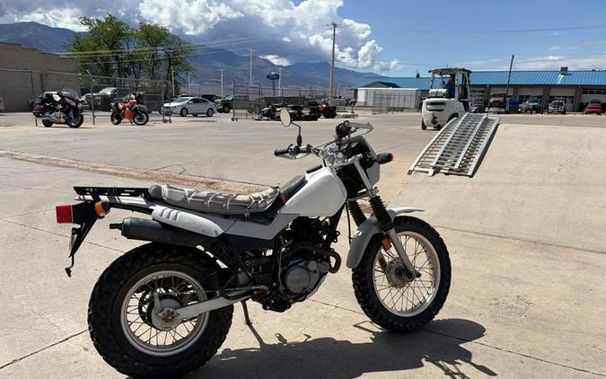 1990 Yamaha TW200