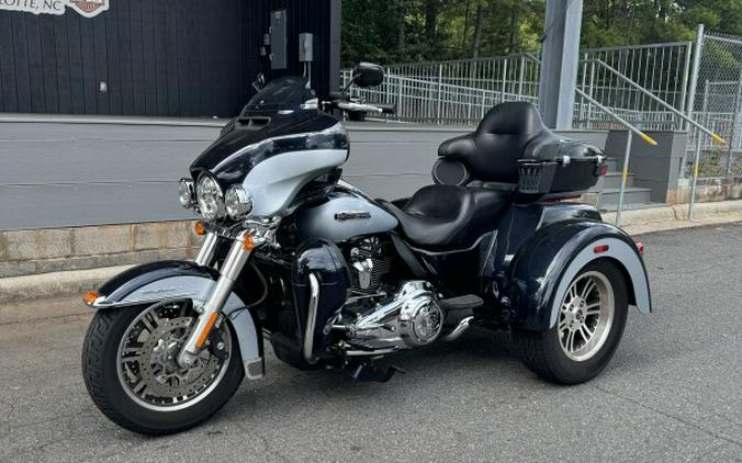 FLHTCUTG 2019 Tri Glide Ultra