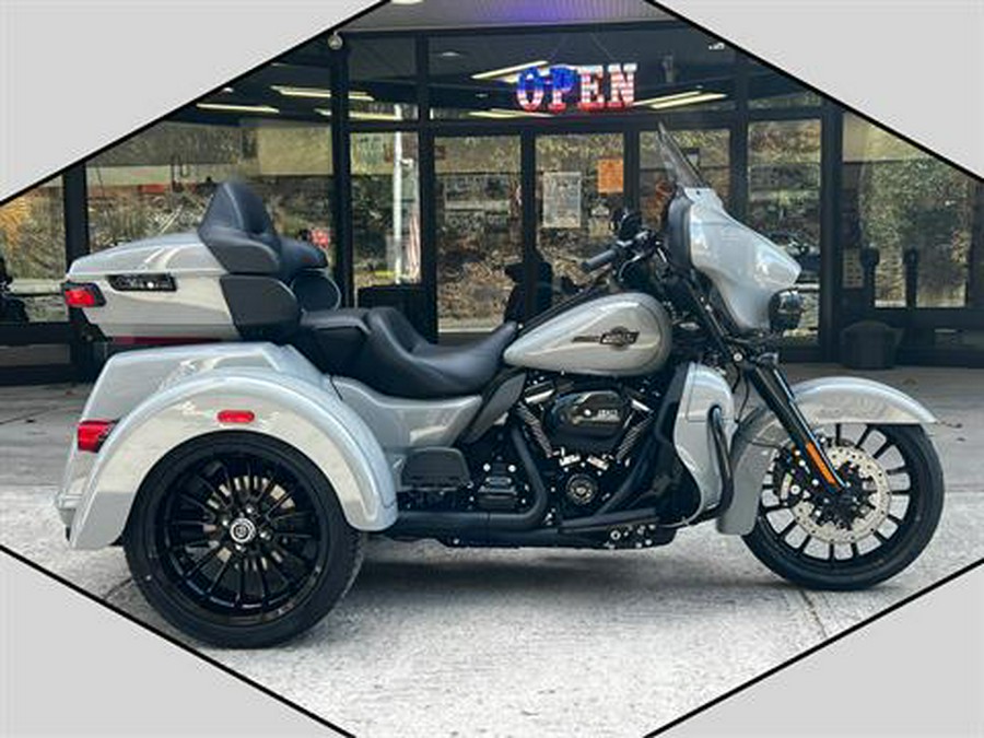 2025 Harley-Davidson Tri Glide® Ultra