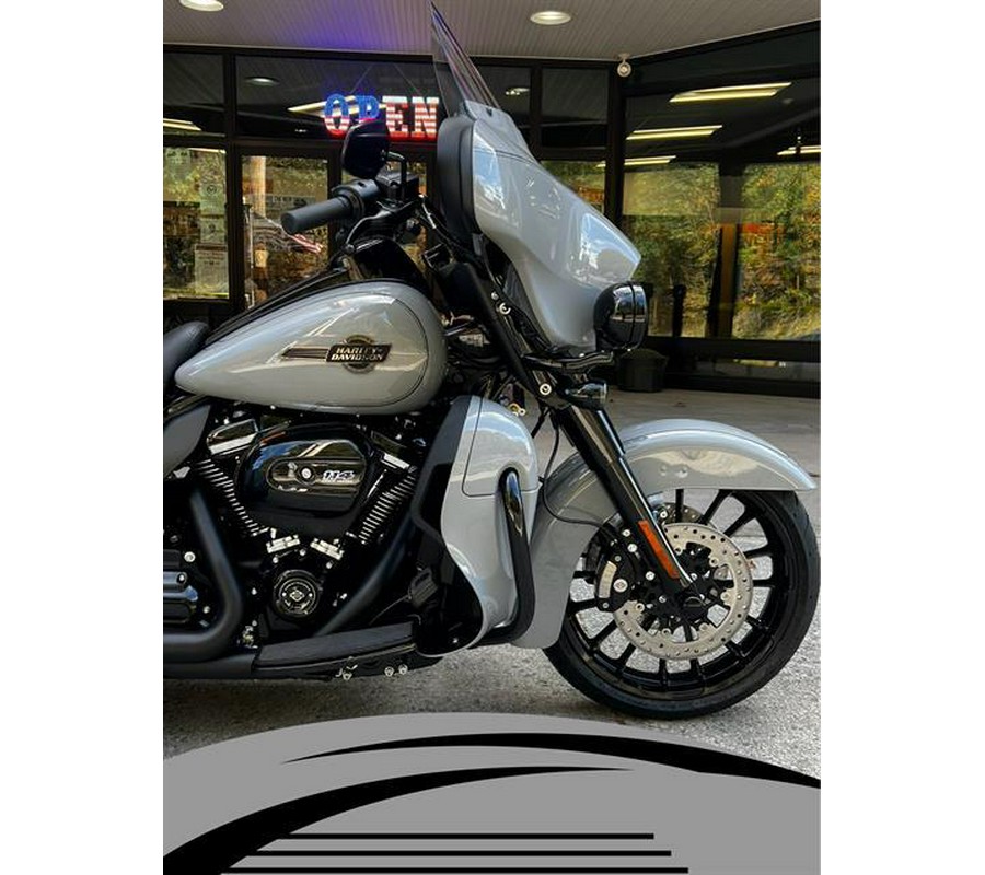 2025 Harley-Davidson Tri Glide® Ultra
