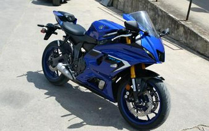 New 2025 YAMAHA YZFR7