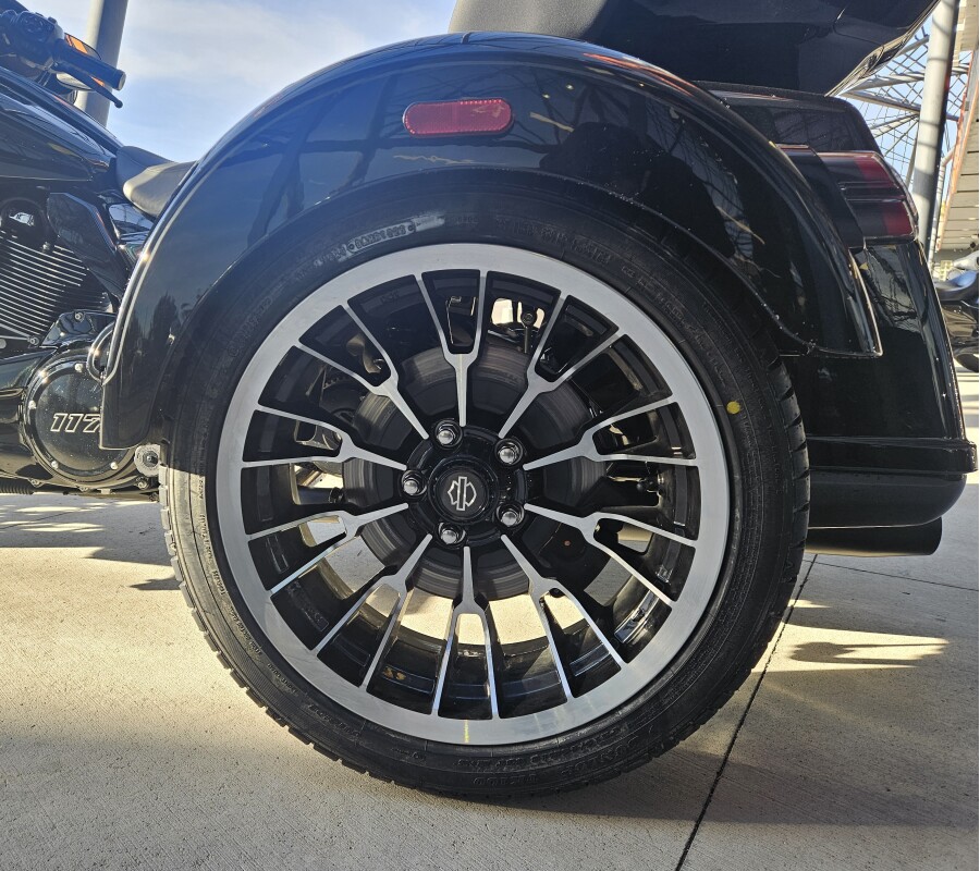 Street Glide 3 Limited