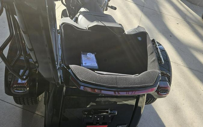 Street Glide 3 Limited