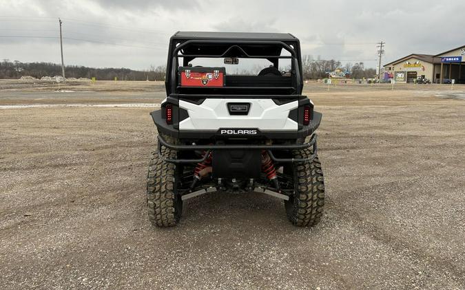2017 Polaris GENERAL™ 1000 EPS White Lightning