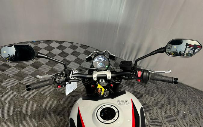 2026 Triumph Trident 800