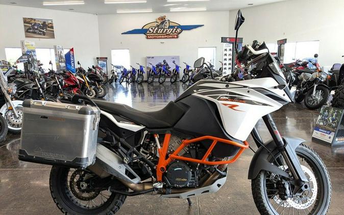 2017 KTM Adventure 1090 R