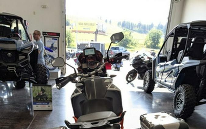 2017 KTM Adventure 1090 R