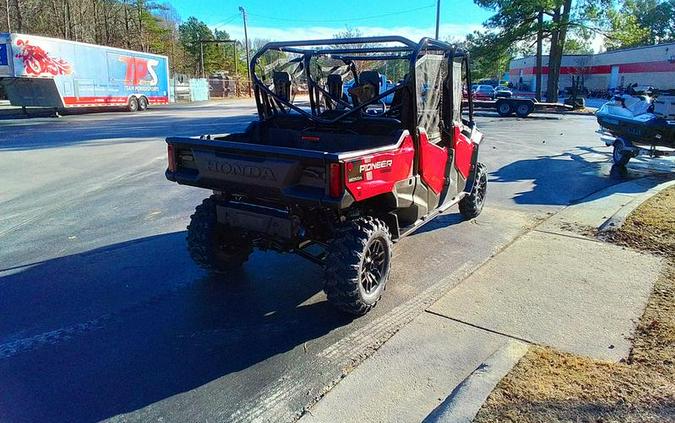 2024 Honda® Pioneer 1000-6 Deluxe Crew